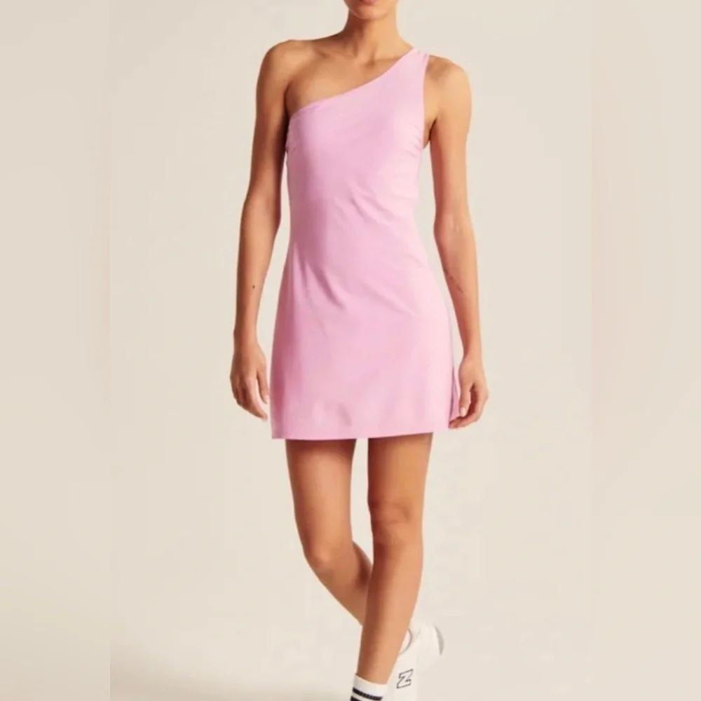 Abercrombie One Shouldered Mini size medium pink